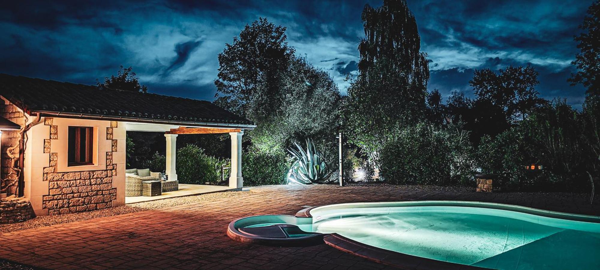 Villa Tagibao Avec Piscine Chauffee Et Spa Lesterps Buitenkant foto