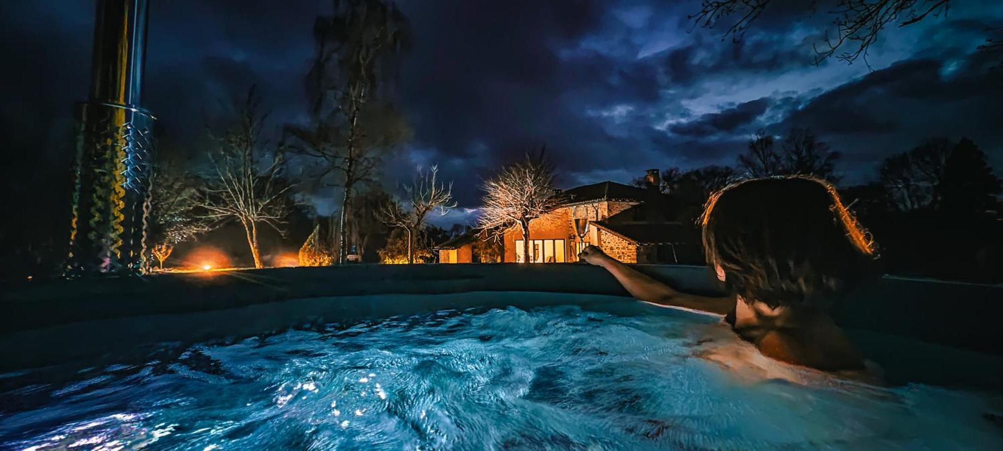 Villa Tagibao Avec Piscine Chauffee Et Spa Lesterps Buitenkant foto